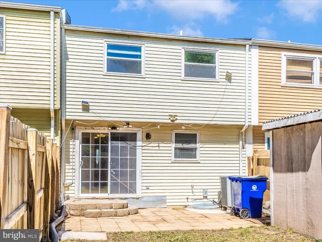 a view of a house with a garage