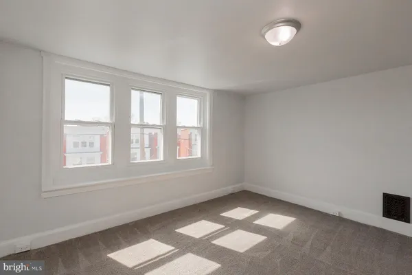 $299,900 | 617 East End Avenue, Lancaster, PA 17602