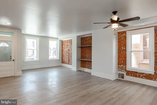 $299,900 | 617 East End Avenue, Lancaster, PA 17602