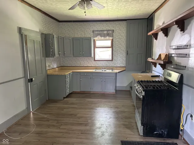 $158,900 | 711 Crockett Street, Covington, IN 47932