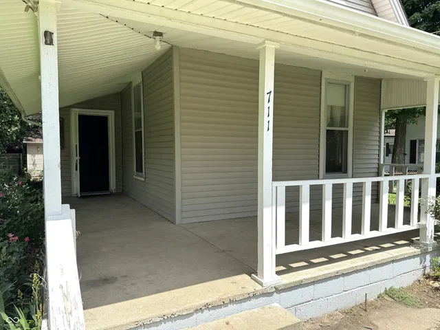 $158,900 | 711 Crockett Street, Covington, IN 47932