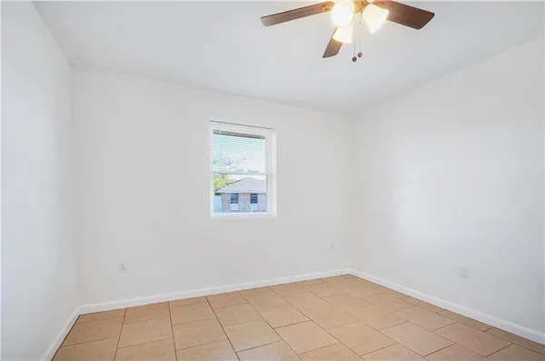 $1,390 | 2804 Guerra Drive, Violet, LA 70092