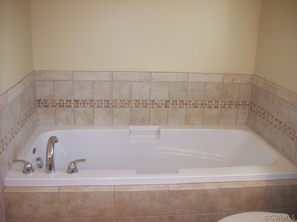 12427 Verdon Road Doswell, VA 23047 - Photo 5 of 24 Gallery Image 5