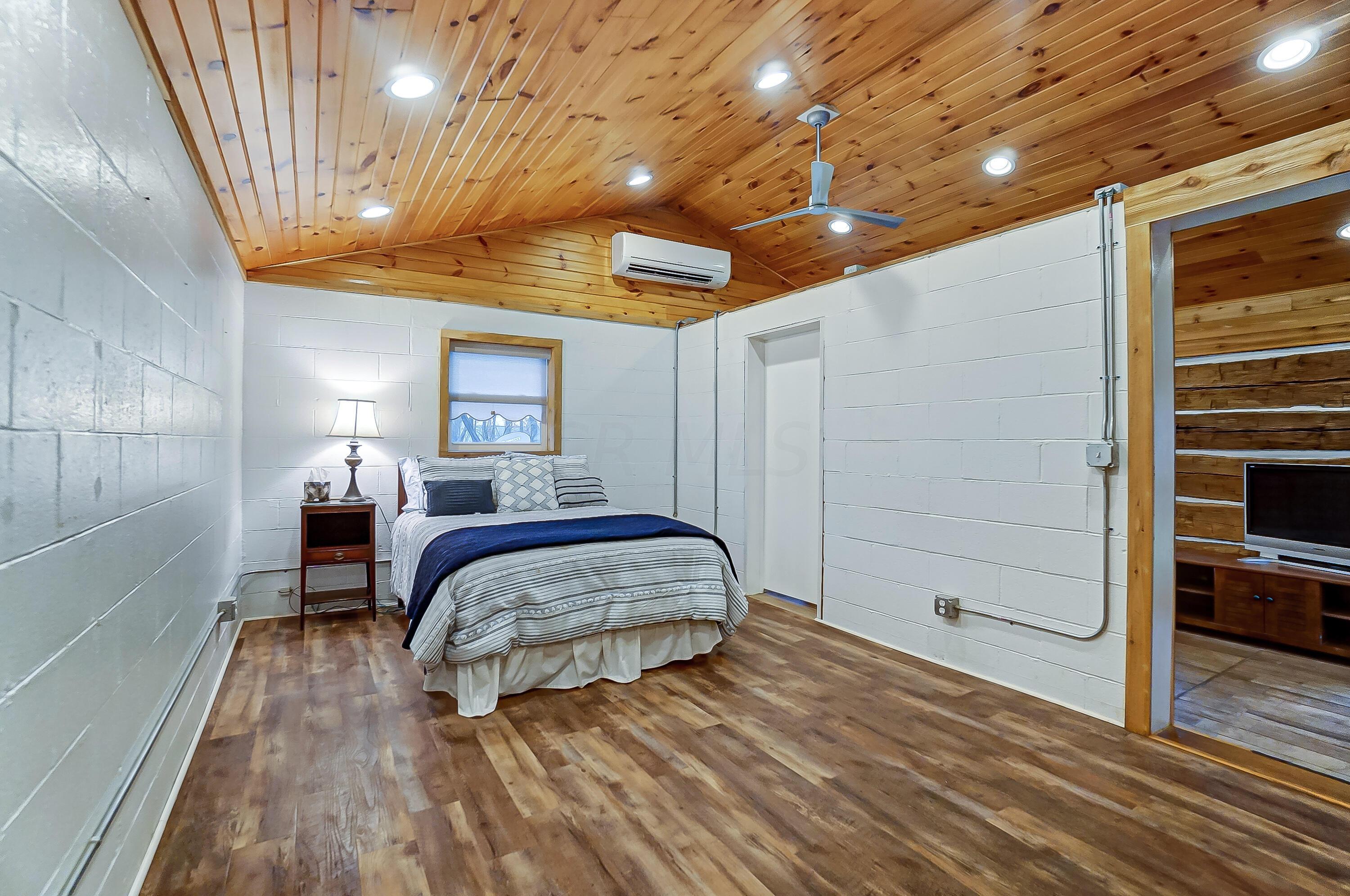 5191 Plantation Road Sunbury, OH 43074 - Photo 77 of 86 Cabin Bedroom