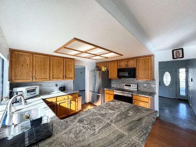 $494,900 | 708 Bonneau Court, Patterson, CA 95363