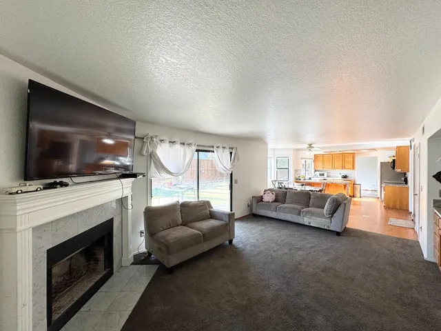 $494,900 | 708 Bonneau Court, Patterson, CA 95363