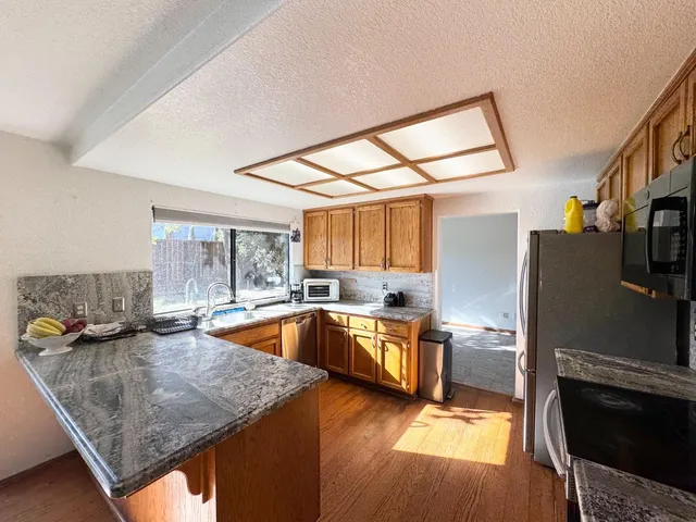 $494,900 | 708 Bonneau Court, Patterson, CA 95363