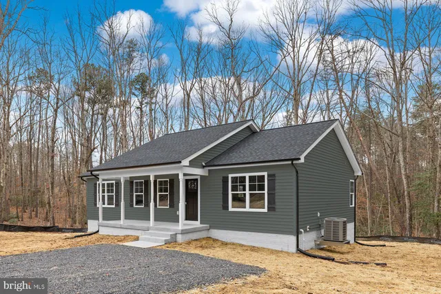 $449,900 | 8354 Coolidge Circle, King George, VA 22485