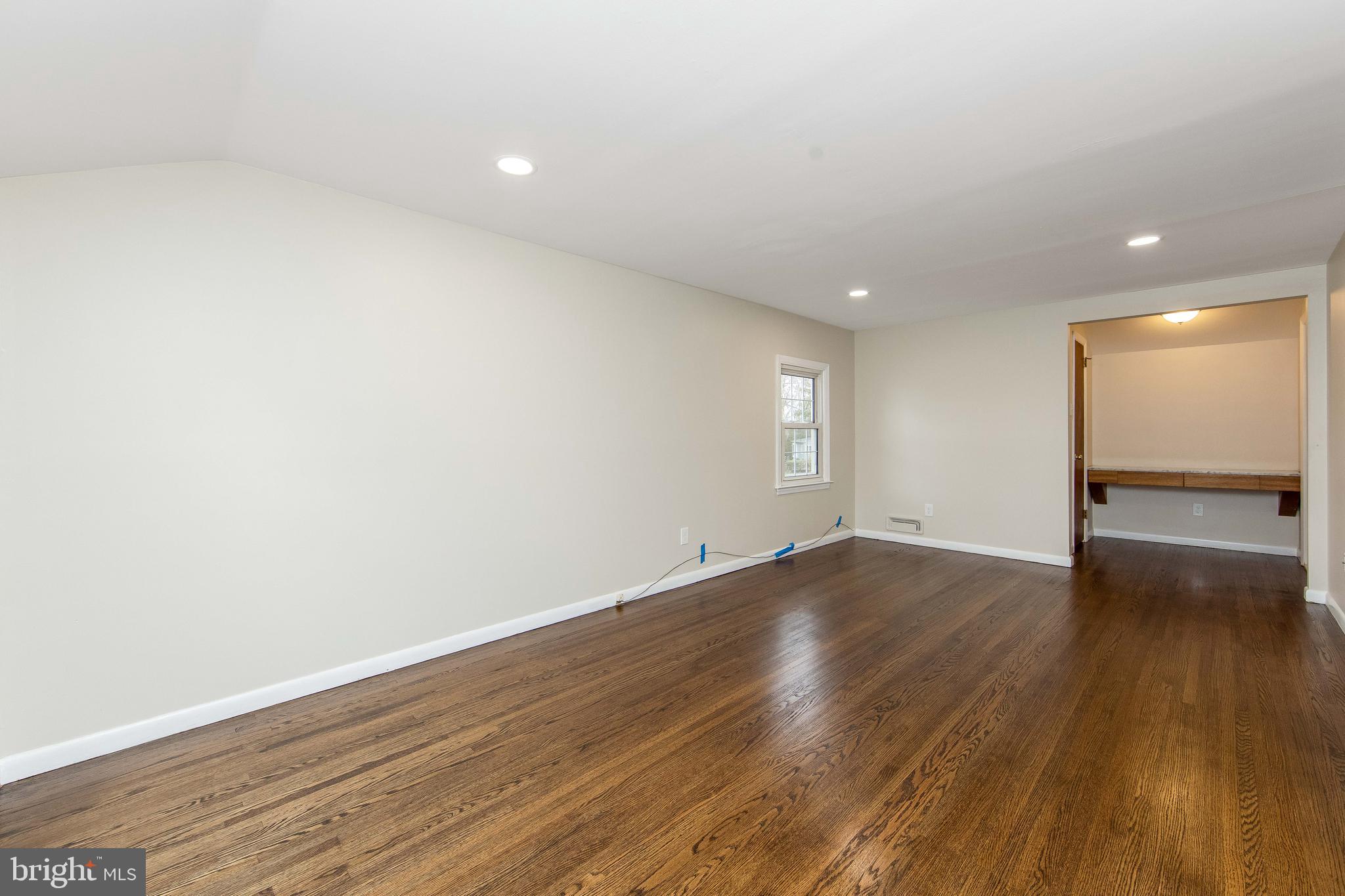 567 Tarrington Road Cherry Hill, NJ 08034 - Photo 19 of 37 Gallery Image 19