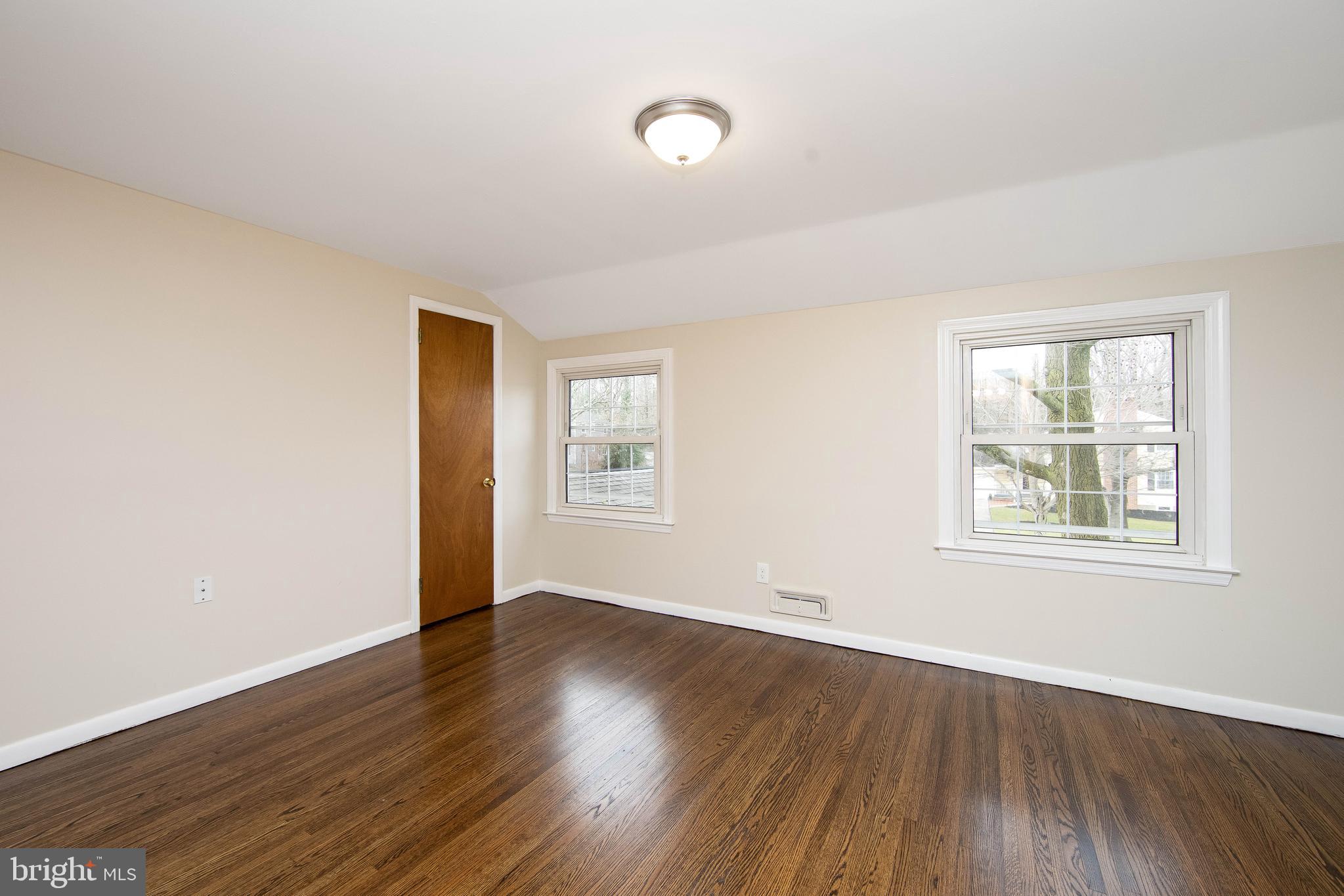 567 Tarrington Road Cherry Hill, NJ 08034 - Photo 25 of 37 Gallery Image 25