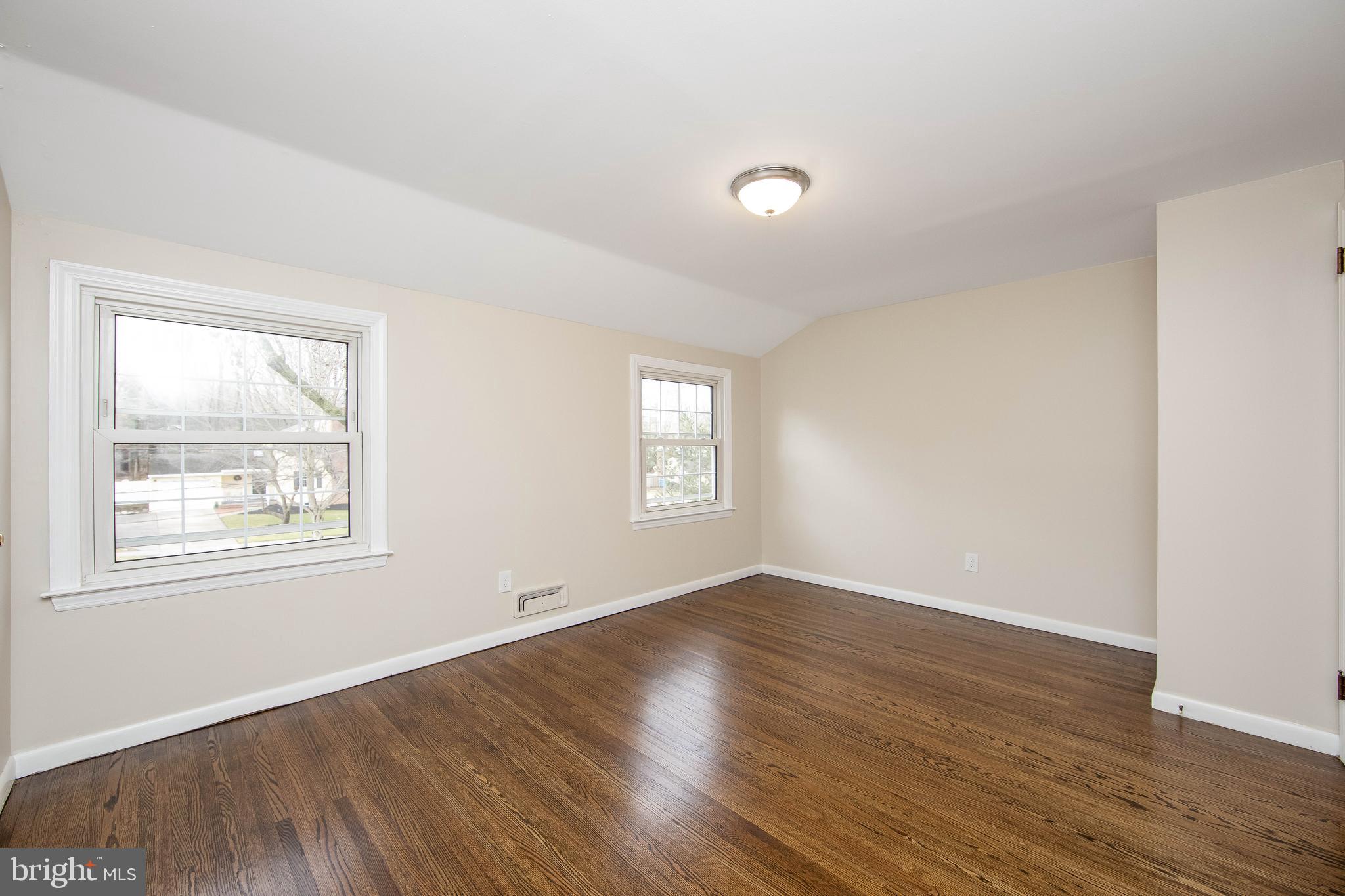 567 Tarrington Road Cherry Hill, NJ 08034 - Photo 26 of 37 Gallery Image 26