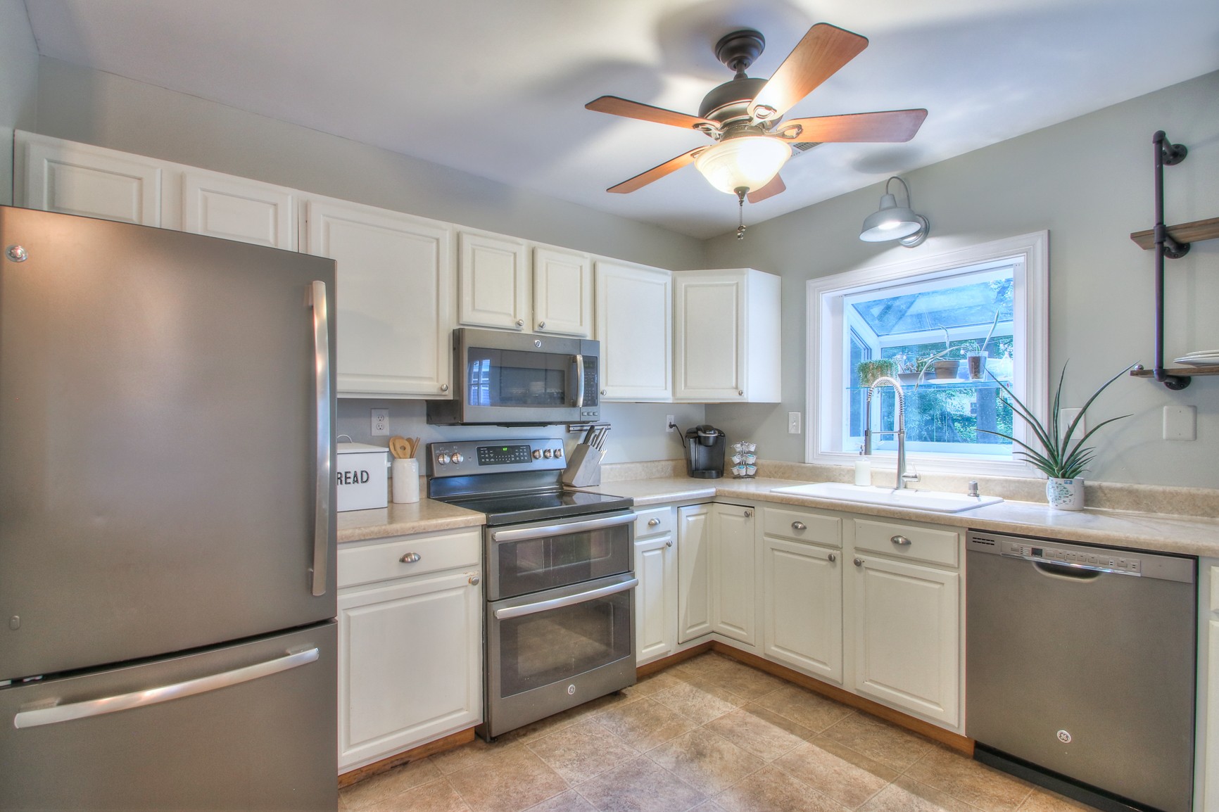 2844 Surrey Road Nashville, TN 37214 - Photo 7 of 38 Gallery Image 7