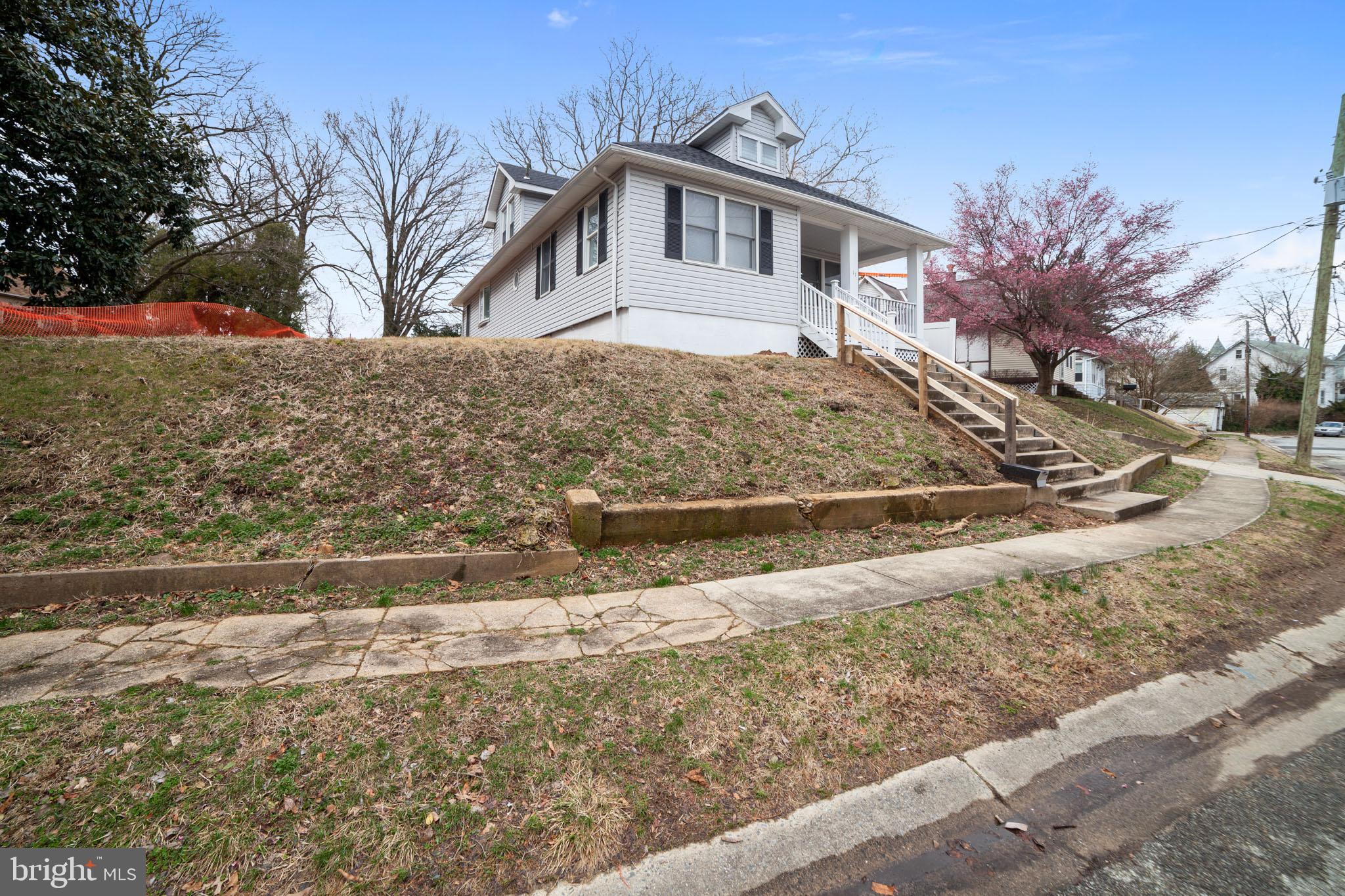 11 Hillside Road Wilmington, DE 19804 - Photo 2 of 30 Gallery Image 2