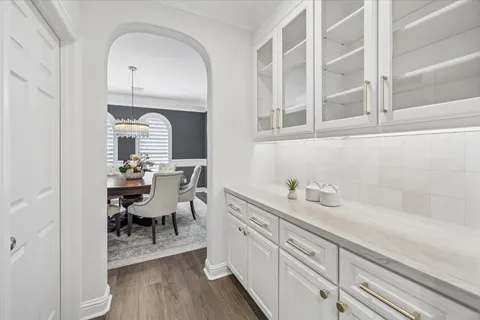 $925,000 | 6211 Alameda Point Lane, Houston, TX 77041