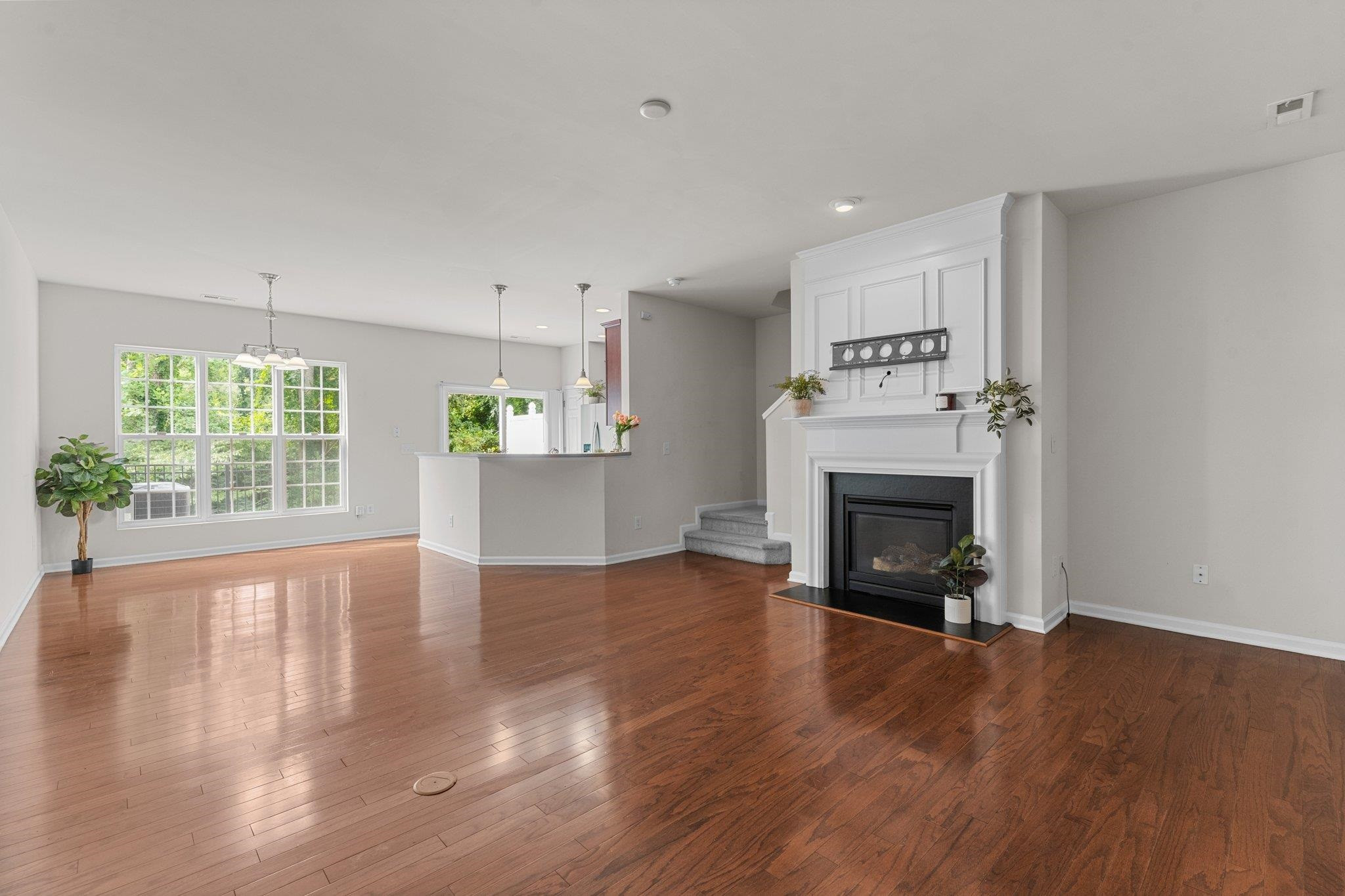 7154 Racine Way Raleigh, NC 27615 - Photo 8 of 31 Living Area
