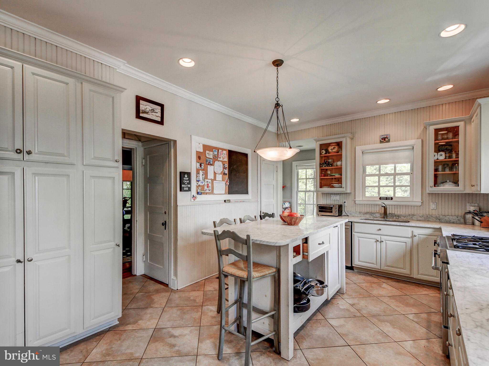 302 Edgevale Road Baltimore, MD 21210 - Photo 17 of 45