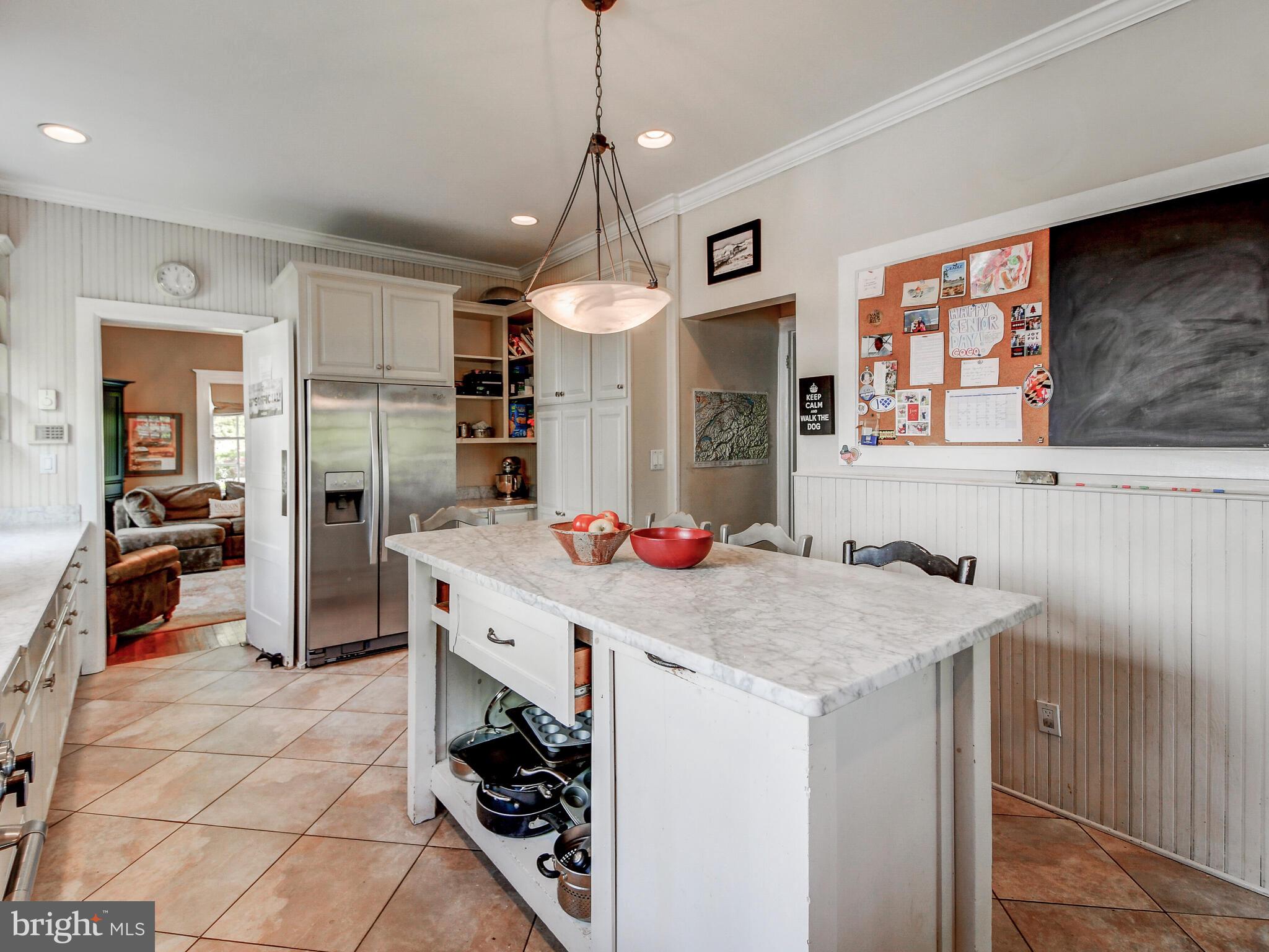 302 Edgevale Road Baltimore, MD 21210 - Photo 19 of 45