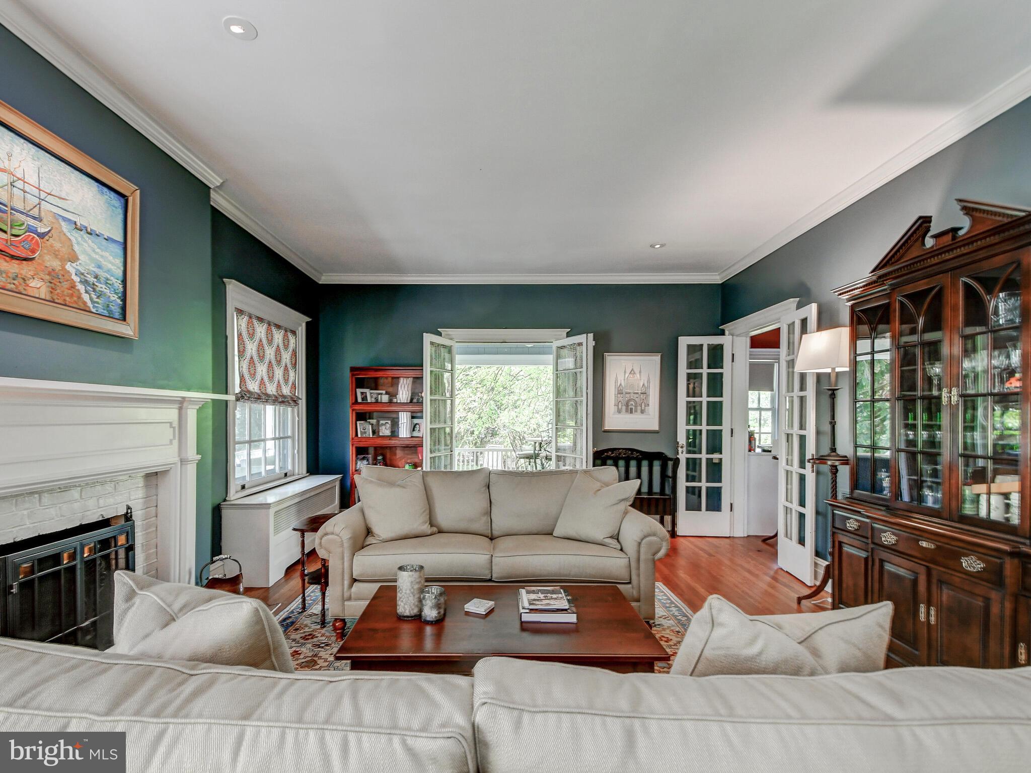 302 Edgevale Road Baltimore, MD 21210 - Photo 10 of 45