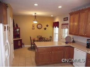 159 Howard Valley Road Canton, NC 28716 - Photo 7 of 24