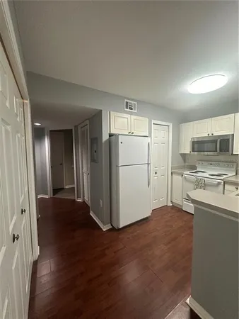 $1,800 | 18108 Peregrines Perch Place, Unit 7109, Lutz, FL 33558