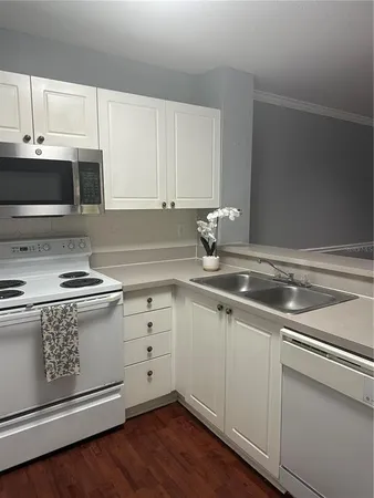 $1,800 | 18108 Peregrines Perch Place, Unit 7109, Lutz, FL 33558