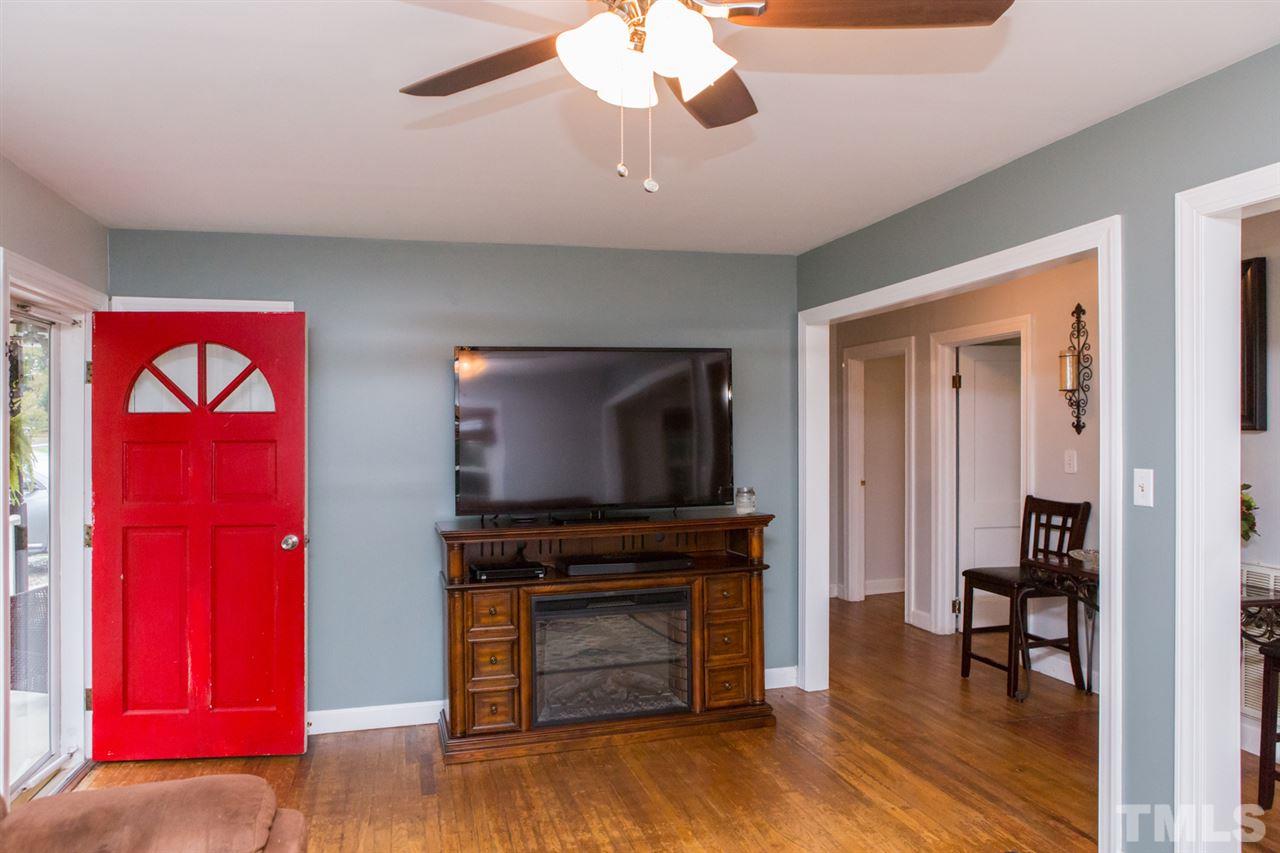244 Gibson Road Mebane, NC 27302 - Photo 4 of 25 Gallery Image 4