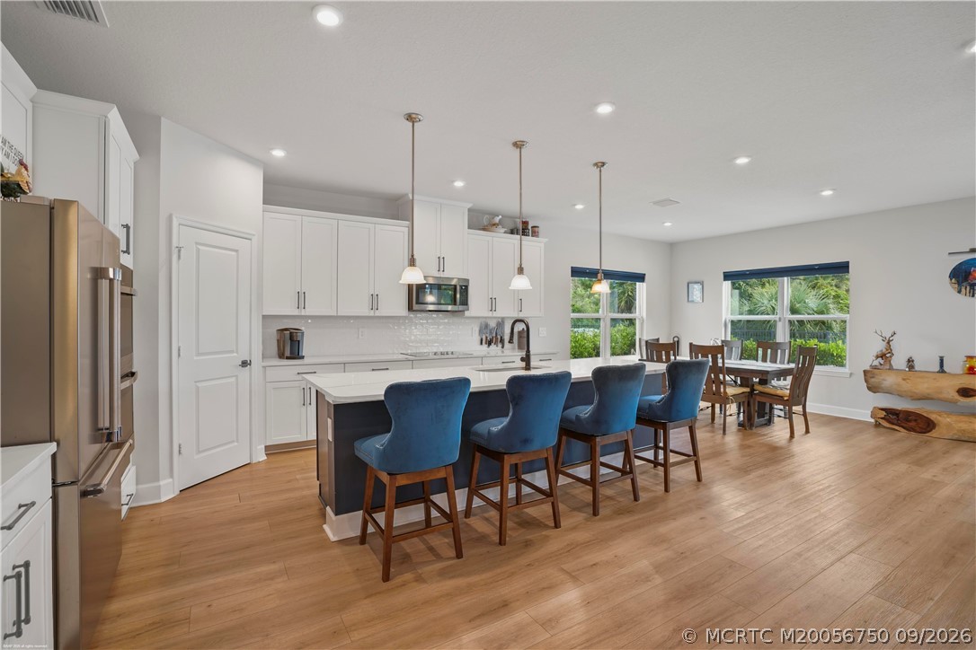 194 Southwest Pomeroy Street Stuart, FL 34997 - Photo 11 of 74 Gallery Image 11
