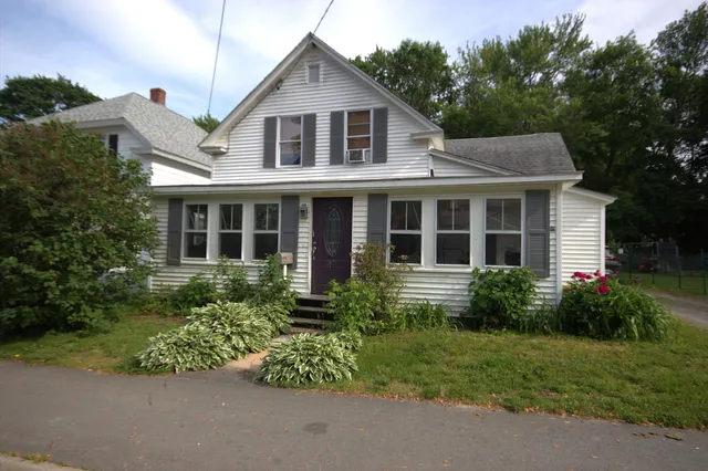 $204,900 | 30 Burnham Street, Old Town, ME 04468