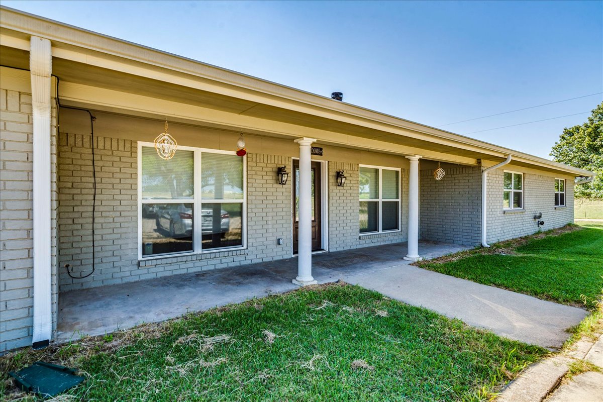 5732 Little Flock Road Temple, TX 76501 - Photo 1 of 40 Home on the right