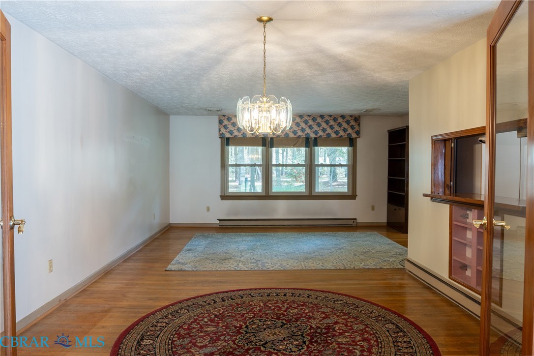 8335 Little England Road Hayes, VA 23072 - Photo 6 of 23