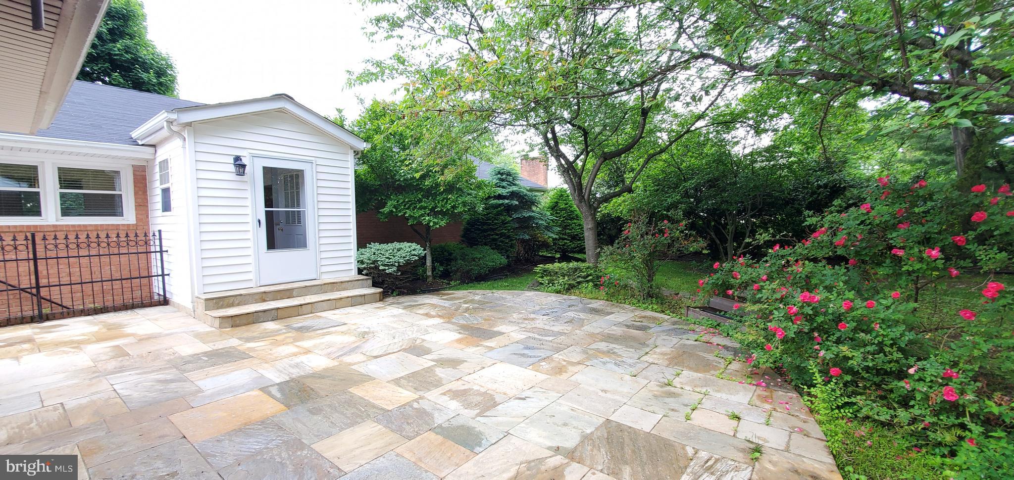 1533 Sinclair Drive McLean, VA 22101 - Photo 12 of 42