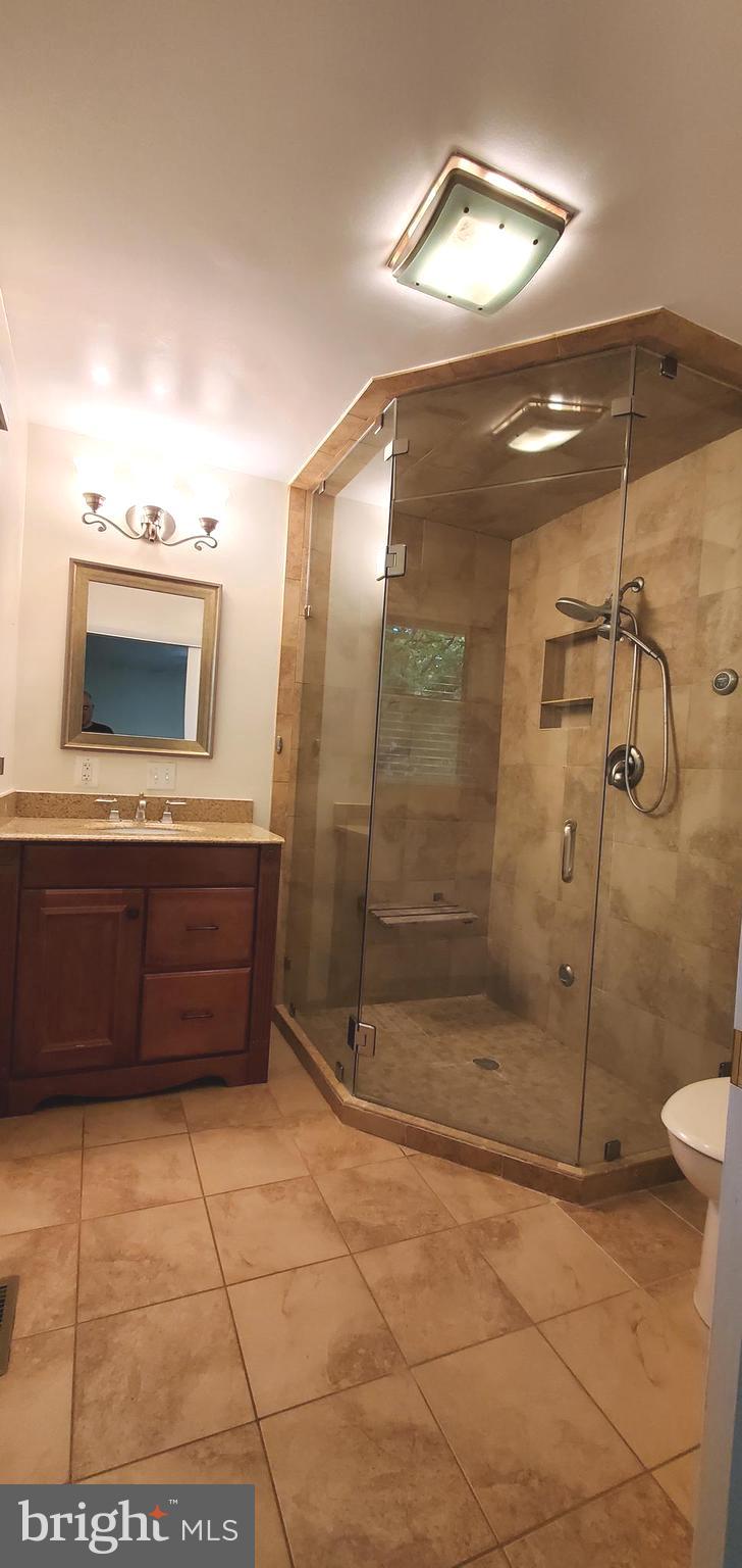 1533 Sinclair Drive McLean, VA 22101 - Photo 29 of 42 Steam shower in the primary bathroom