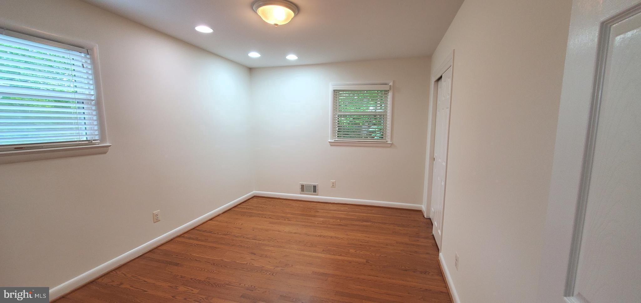 1533 Sinclair Drive McLean, VA 22101 - Photo 31 of 42 3rd bedroom on the main level