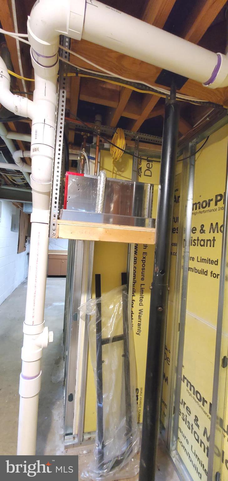 1533 Sinclair Drive McLean, VA 22101 - Photo 42 of 42 Instant hot steamer for the primary steam shower