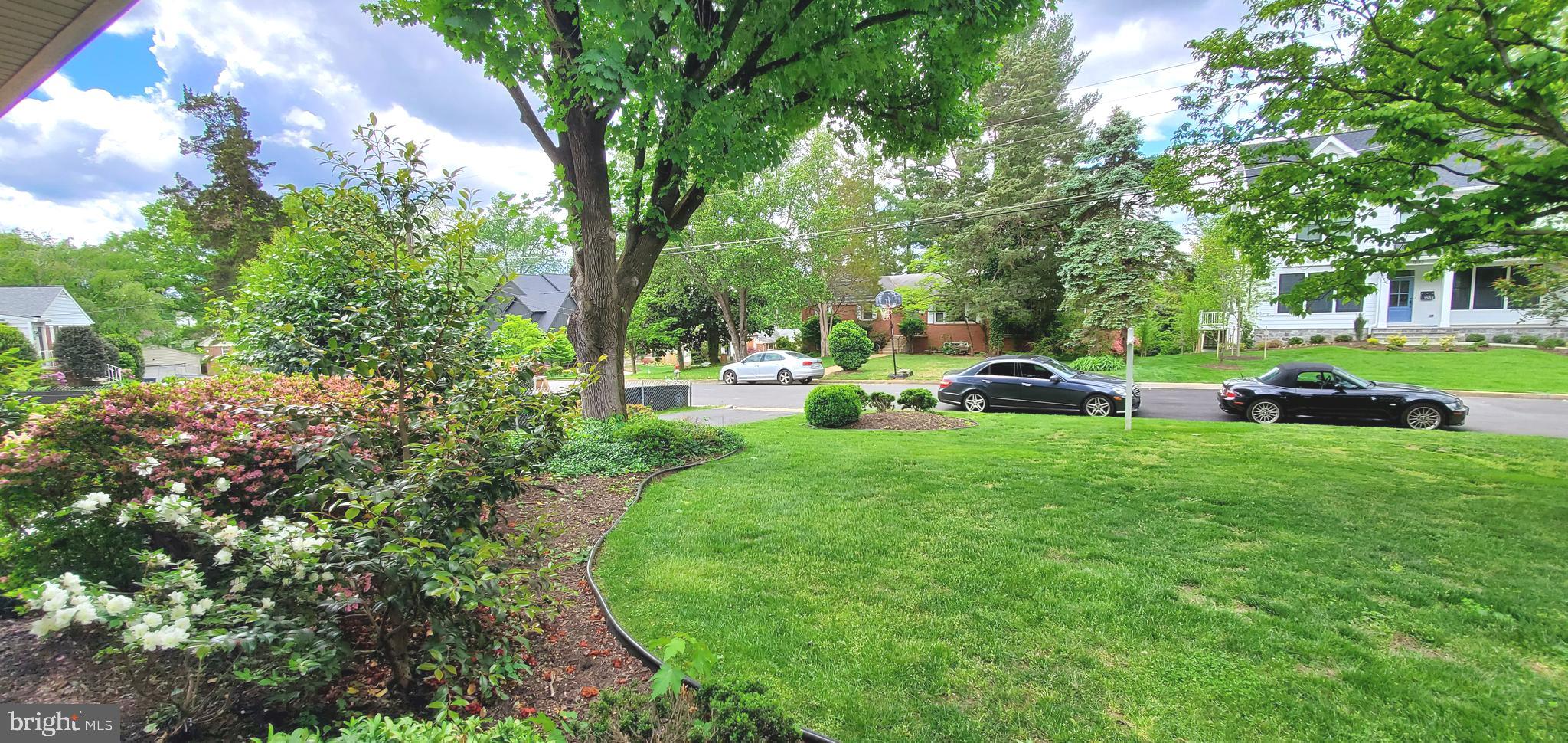 1533 Sinclair Drive McLean, VA 22101 - Photo 6 of 42 Street parking