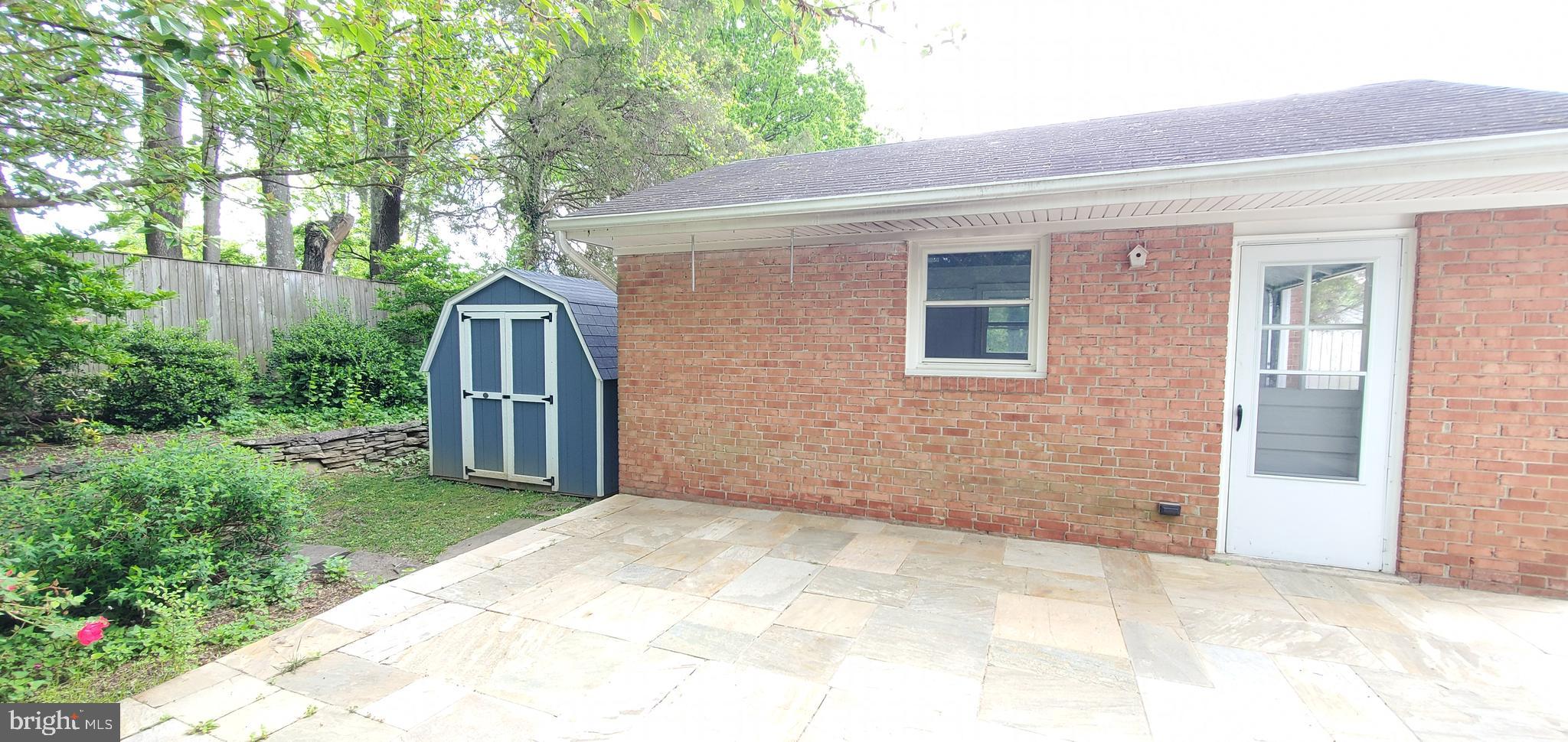 1533 Sinclair Drive McLean, VA 22101 - Photo 8 of 42 Shed behind the garage