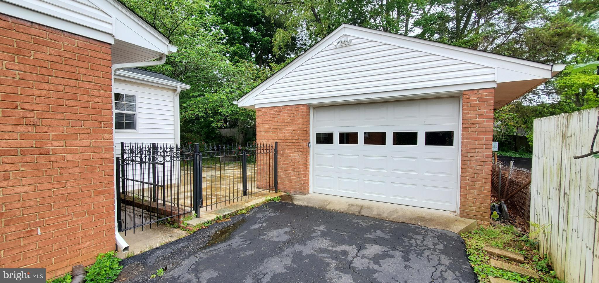 1533 Sinclair Drive McLean, VA 22101 - Photo 9 of 42 Detached one car garage