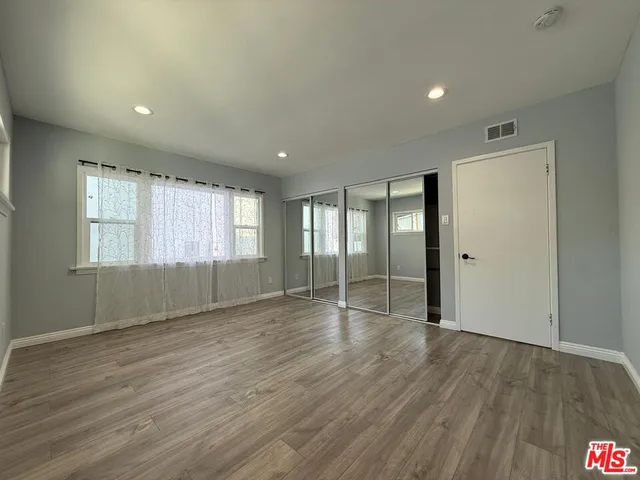 $4,300 | 15962 Gault Street, Van Nuys, CA 91406