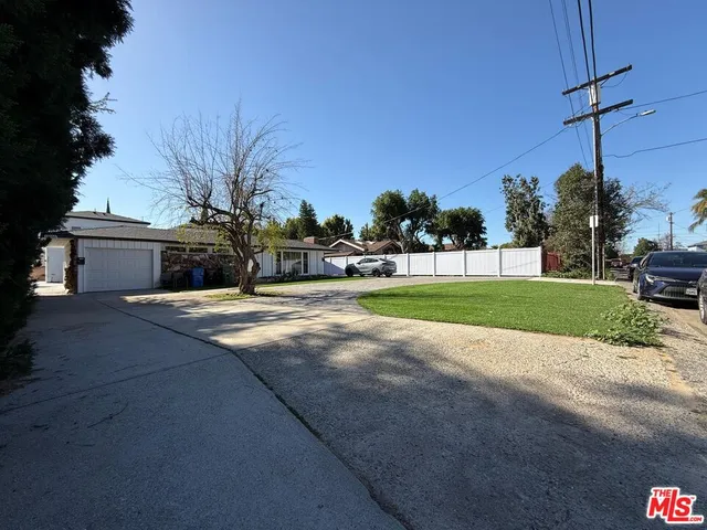 $4,300 | 15962 Gault Street, Van Nuys, CA 91406