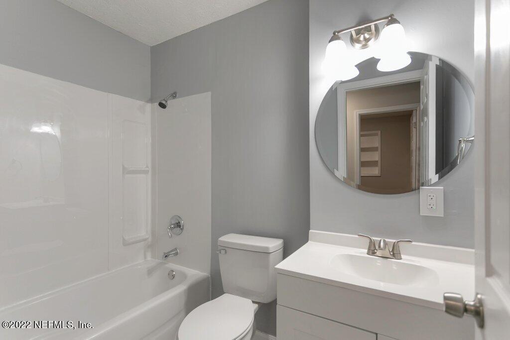 8538 Oak Leaf Road Jacksonville, FL 32208 - Photo 11 of 24 8538 Oak Leaf Rd (14).jpg-SMALL