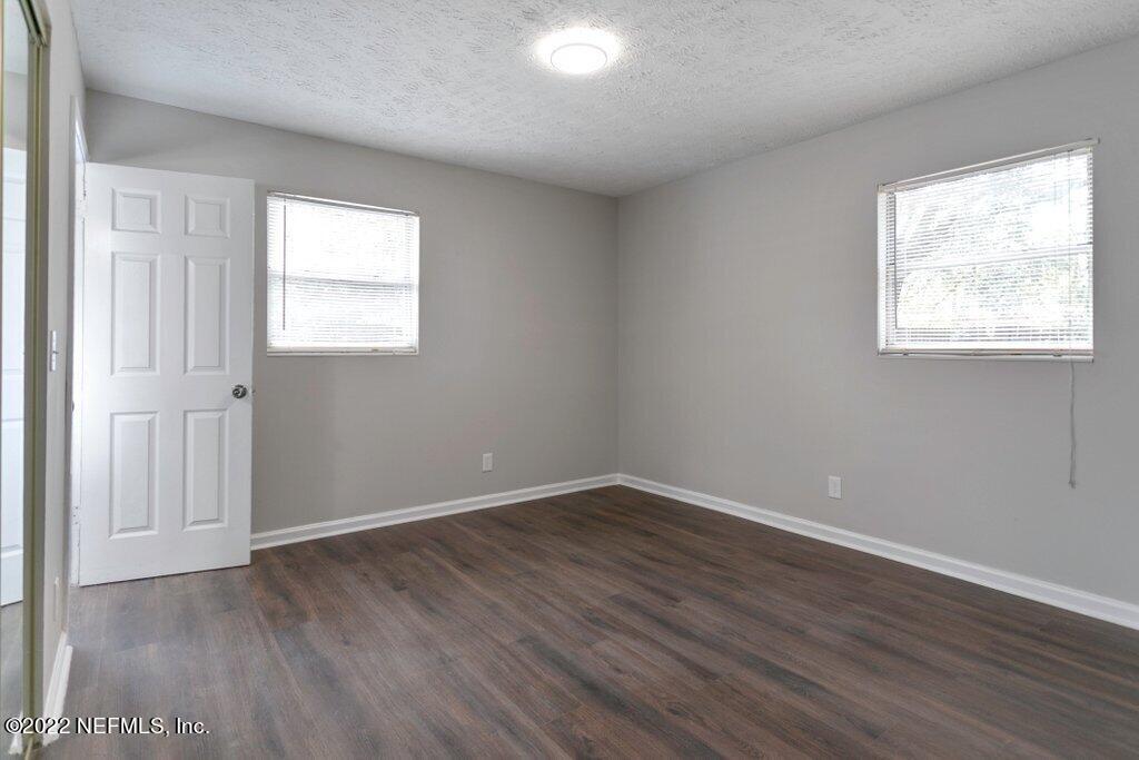 8538 Oak Leaf Road Jacksonville, FL 32208 - Photo 12 of 24 8538 Oak Leaf Rd (15).jpg-SMALL