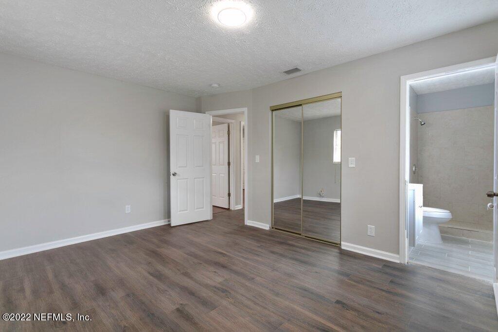 8538 Oak Leaf Road Jacksonville, FL 32208 - Photo 14 of 24 8538 Oak Leaf Rd (17).jpg-SMALL