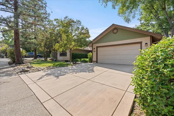 $729,000 | 3401 Riverdale Way, Carmichael, CA 95608