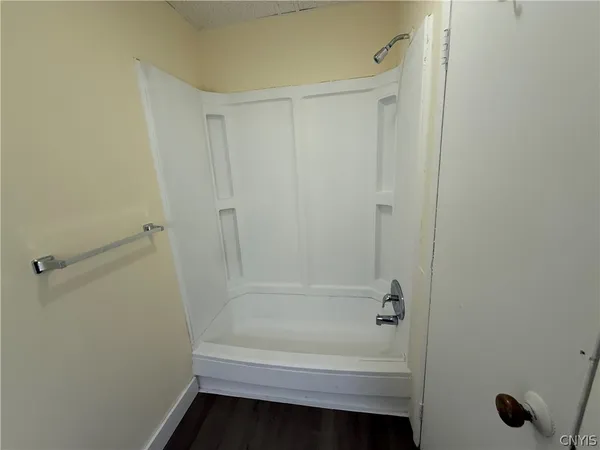 $1,100 | 416 Danforth Street, Unit 1F, Syracuse, NY 13208