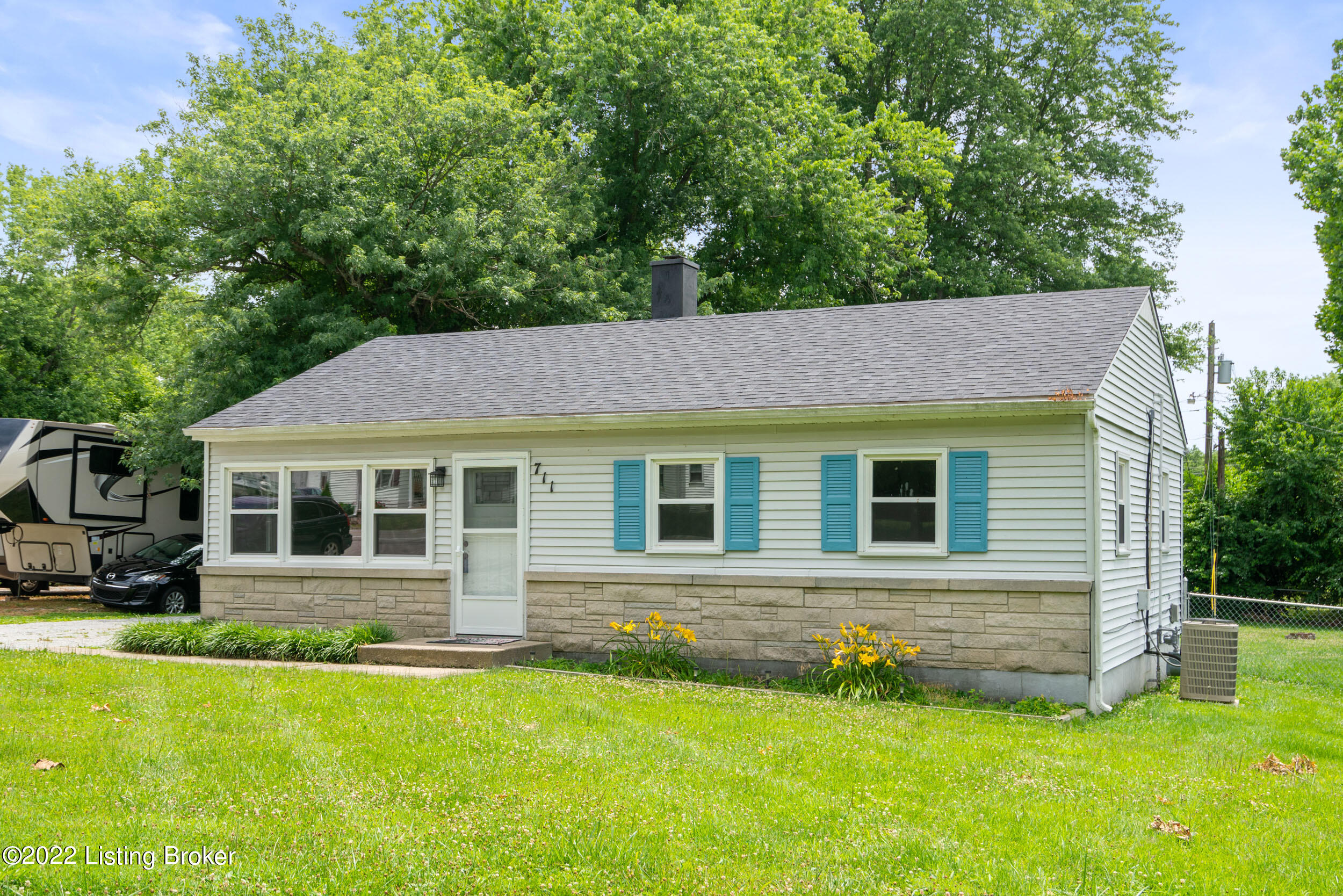 711 Jericho Road La Grange, KY 40031 - Photo 19 of 28 711 Jericho Road-02