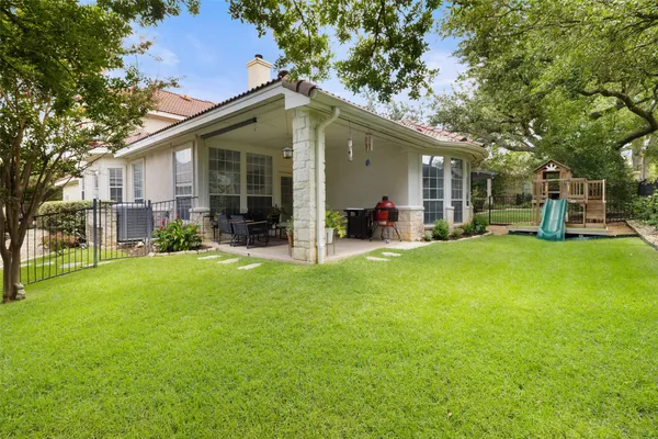 $4,200 | 209 The Hills Drive, Austin, TX 78738