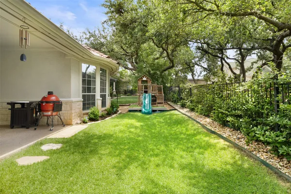 $4,200 | 209 The Hills Drive, Austin, TX 78738