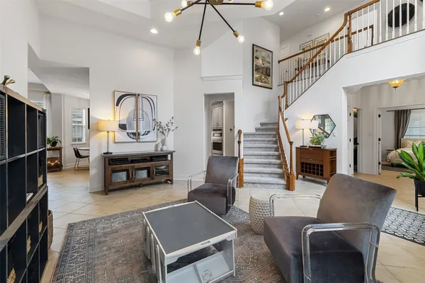 $4,200 | 209 The Hills Drive, Austin, TX 78738