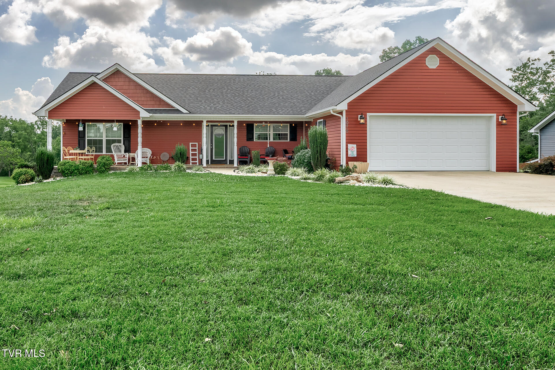 1075 Afton Road Afton, TN 37616 - Photo 1 of 51 S Whittenburg Afton Road094