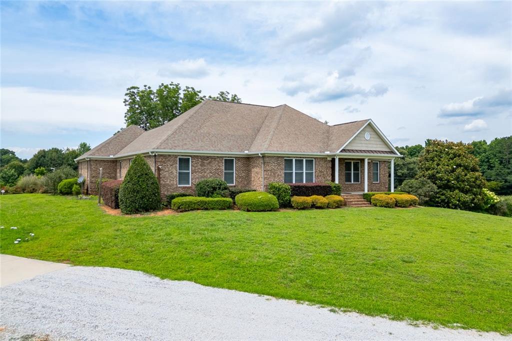563 Martin Road Talmo, GA 30575 - Photo 3 of 80
